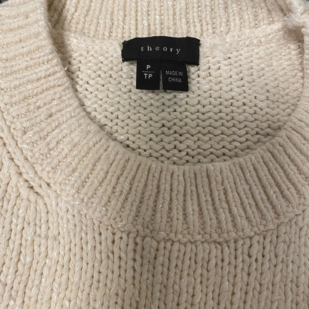 Sweater - Picture 2 of 6